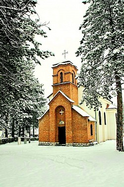 Crkva Svetog Arhangela Gavrila u Čajetini na Zlatiboru