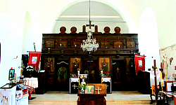 Stari ikonostas sa prestonim ikonama u čajetinskoj crkvi